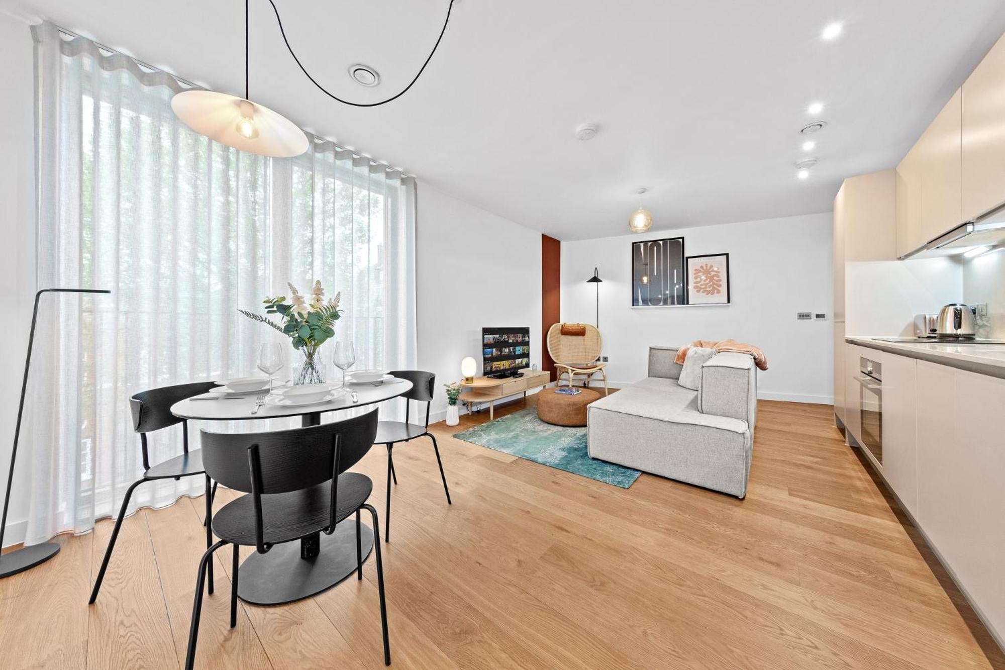Sercasa - Regent's Park Apartament